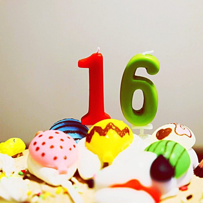 Świeczki urodzinowe